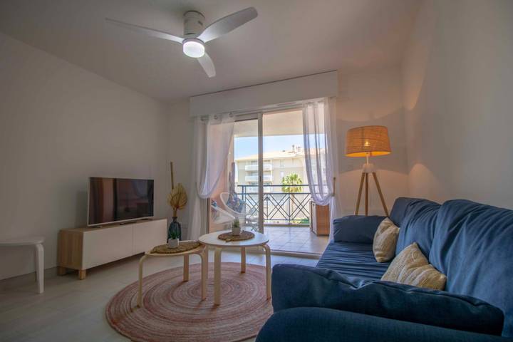 Ferienwohnung für 2 Personen, mit Terrasse, kinderfreundlich in Frejus - 3