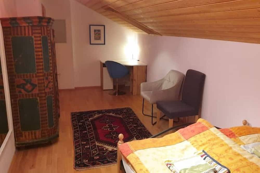 Ganze Wohnung, Nähe zum Kochelsee und 2 Balkone in Kochel am See, Kochelsee