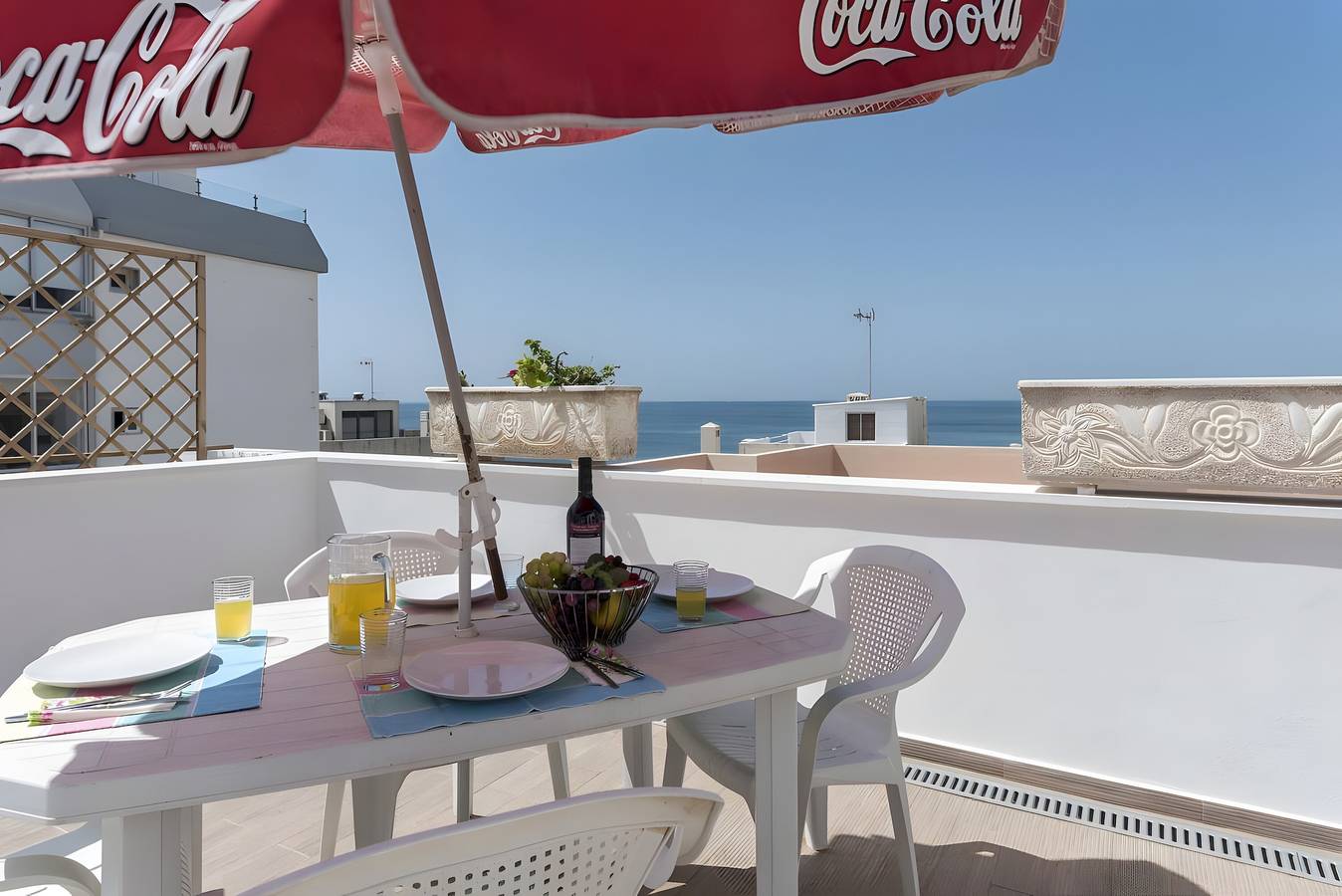 Joguida – Stilvolles Duplex mit Panoramaterrasse nahe dem Strand in Armação de Pêra (costa), Faro Distrikt