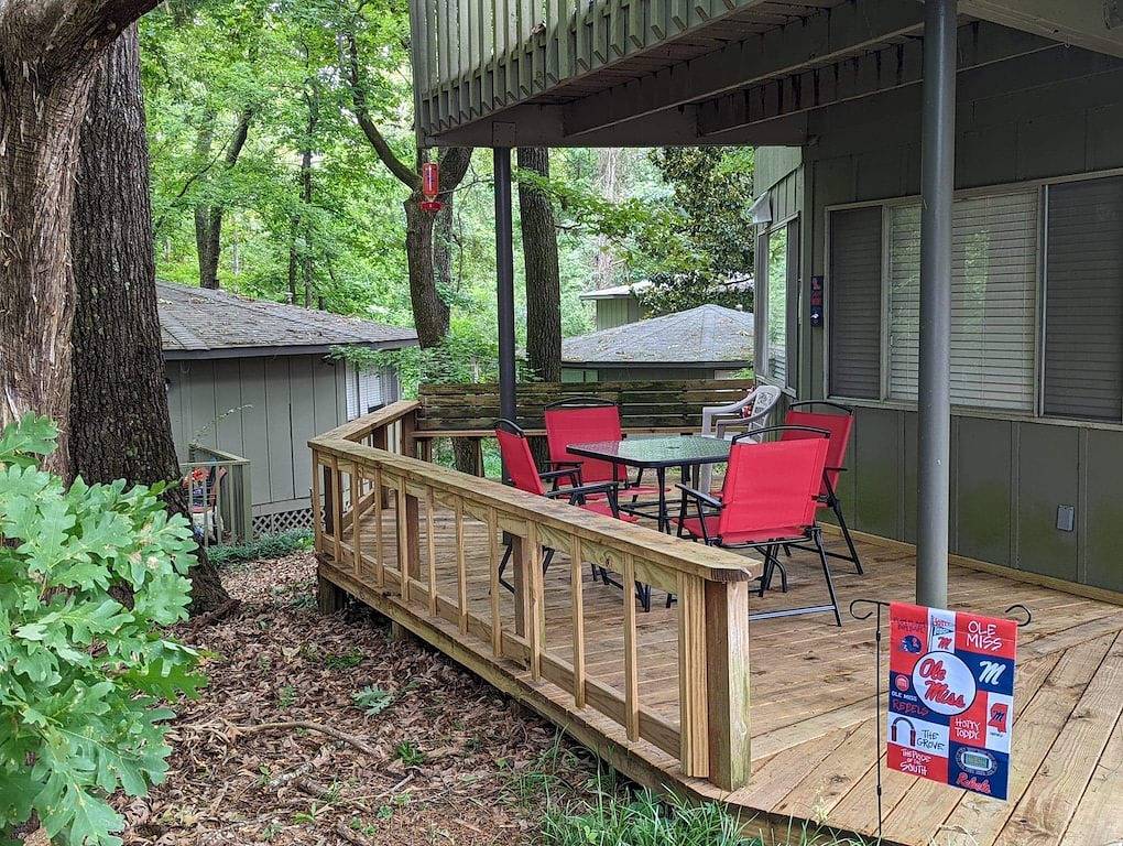 Ganze Wohnung, Campus Condo! Awesome Location! Walk To Everywhere! in Oxford (MS), Lafayette County