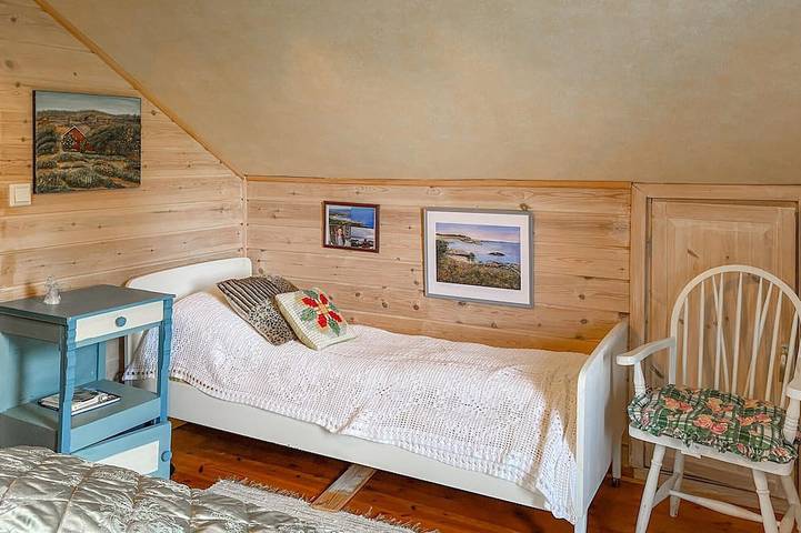 Schönes Haus in Farstad mit Wlan in Fræna, Nördliches Fjordnorwegen