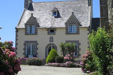 Gîte pour 4 personnes, avec jardin et terrasse, animaux acceptés à Plougoulm