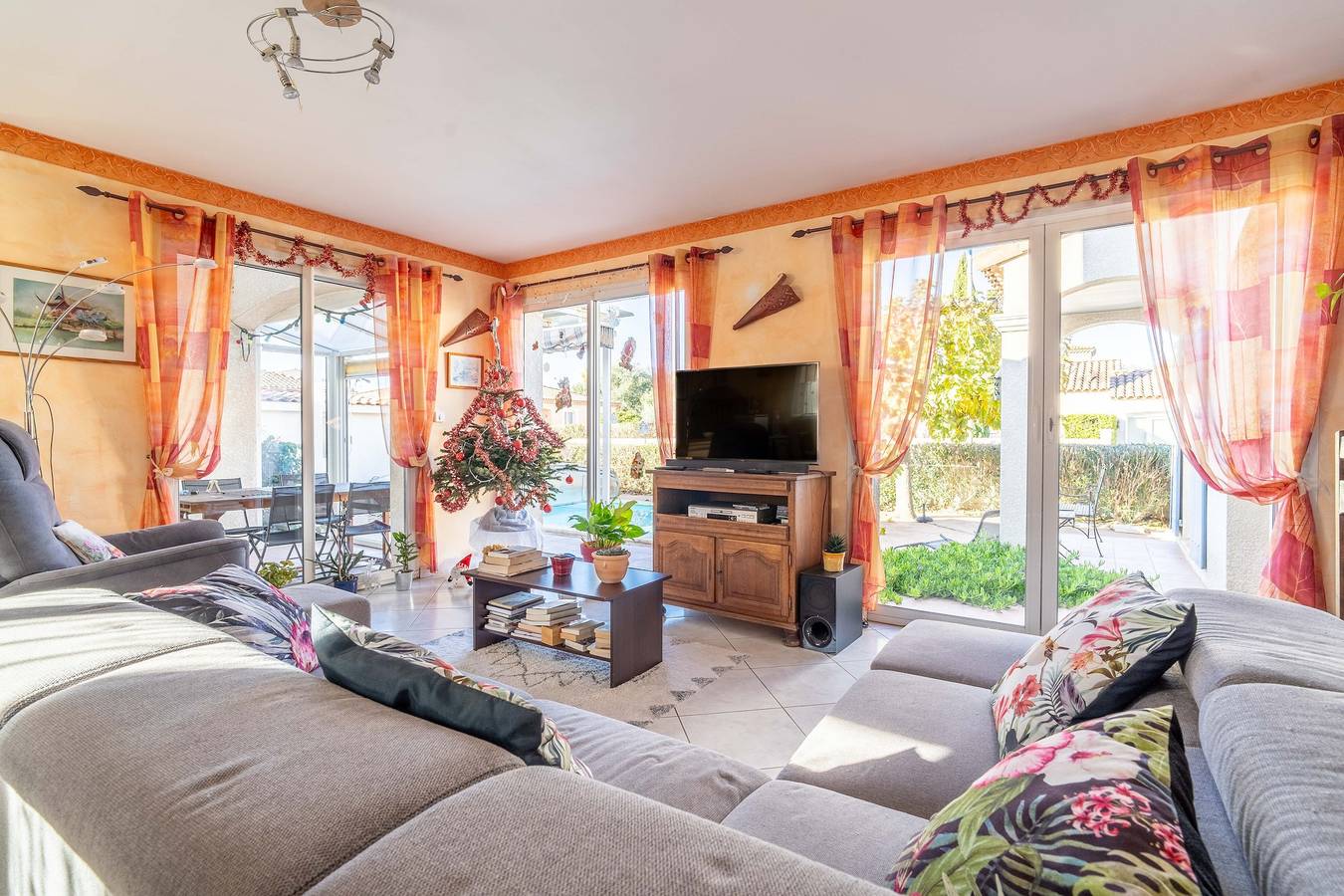 Bed & Breakfast 'Chambre D'hôtes - Chambre' met Privézwembad, Wi-Fi en Airconditioning, foto 6