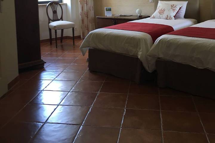 Maison d’hôte pour 2 personnes, avec Jacuzzi ainsi que Jardin et Piscine