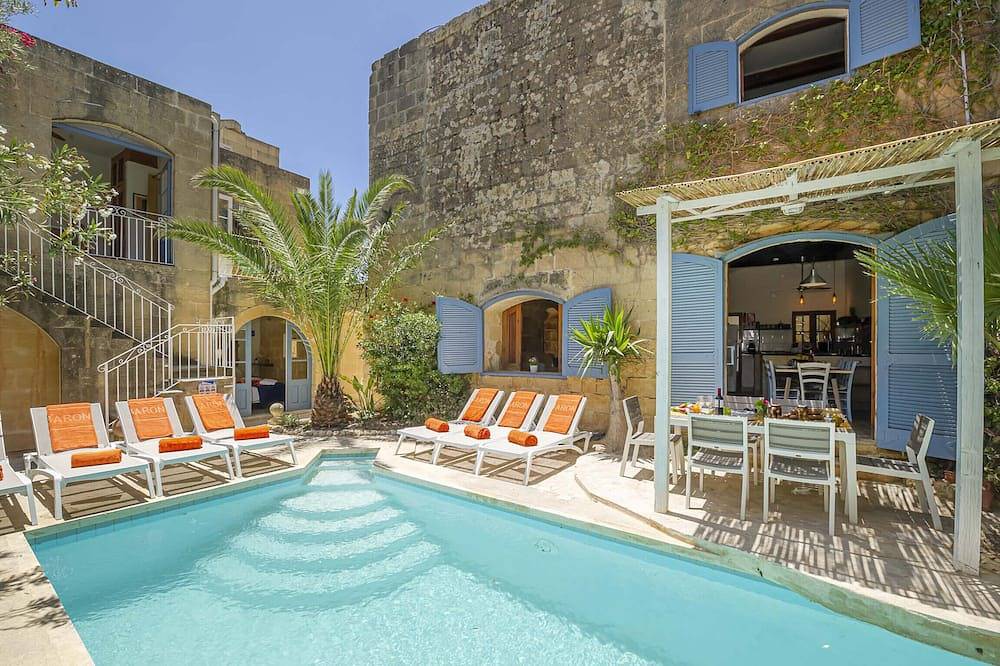 Villa for 8 People in Ghasri, Gozo