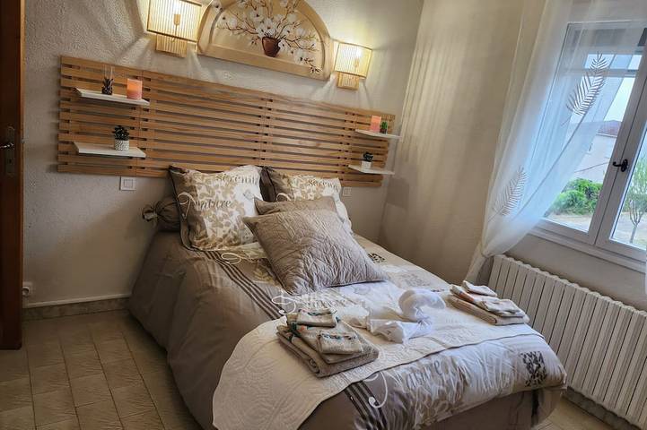 Location de vacances pour 6 personnes, avec Terrasse et Jardin à Cardet - 2