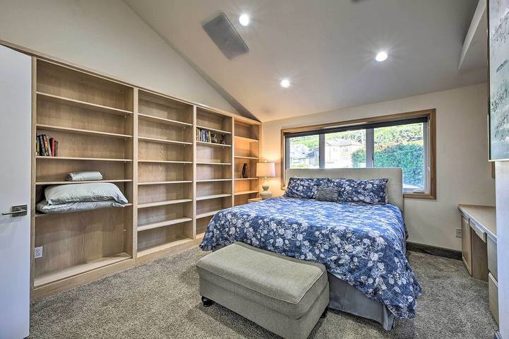 Vacation rental for 18 people, with yard and hot tub as well as balcony in Newport (Oregon)