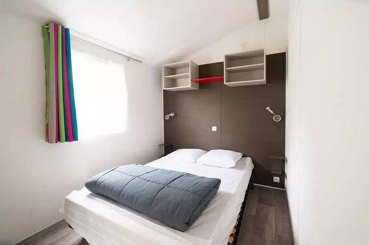 Camping für 6 Personen, mit Pool und Whirlpool sowie Terrasse in Bénodet - 2