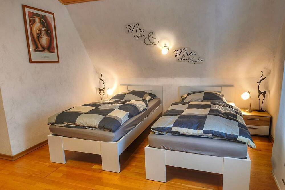 Ganze Wohnung, Hillis Ferienwohnung Saarland - Ferienwohnung in St. Ingbert, Saarpfalz-Kreis