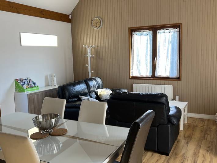 Charmant chalet 4P avec jardin privatif, proche plage et commerces à Merville-Franceville in Merville-Franceville-Plage, Région de Caen