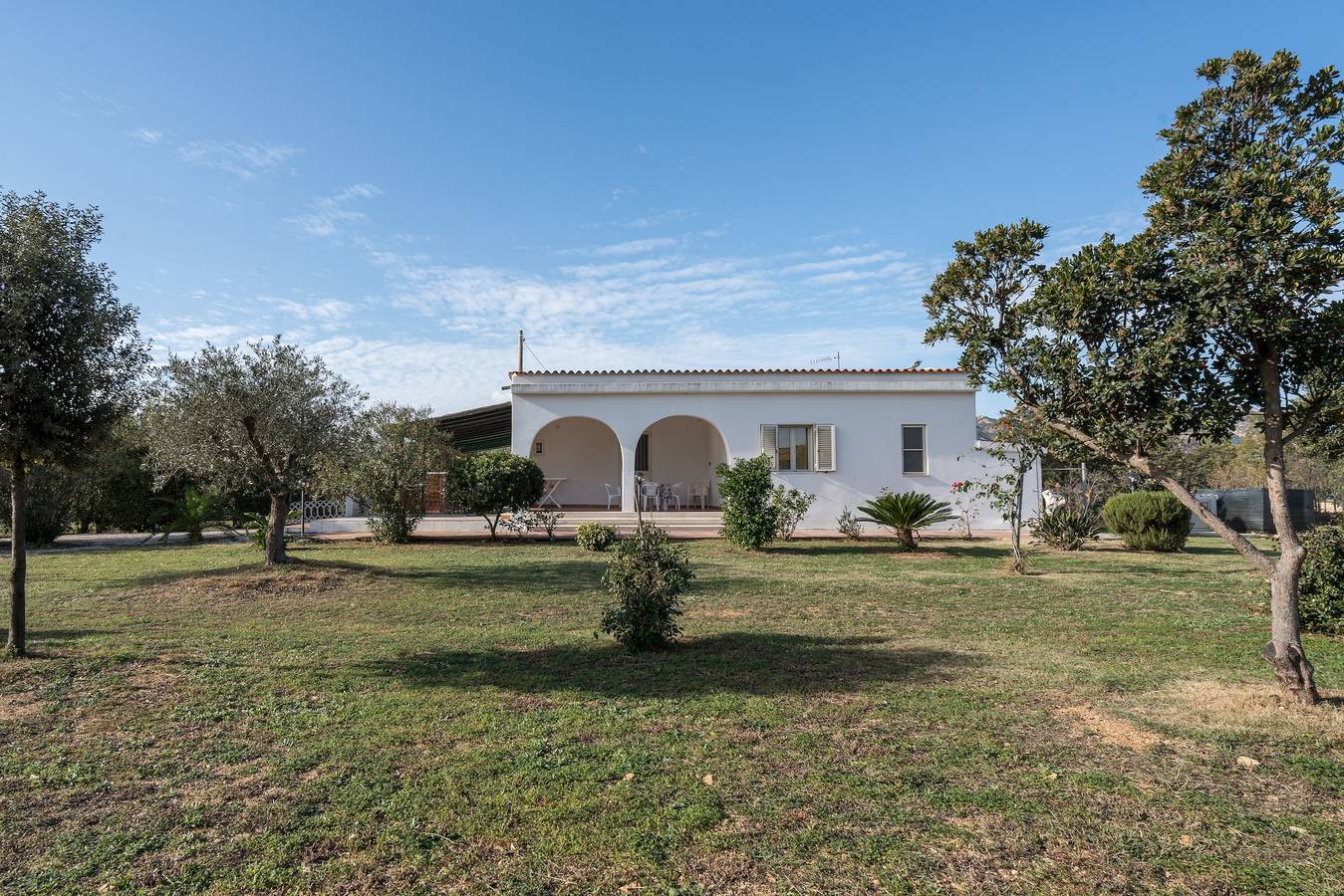 Casa vacanze 'Villa Sa Mela 28' con Wi-Fi, terrazza privata e giardino in Cala Liberotto, Orosei
