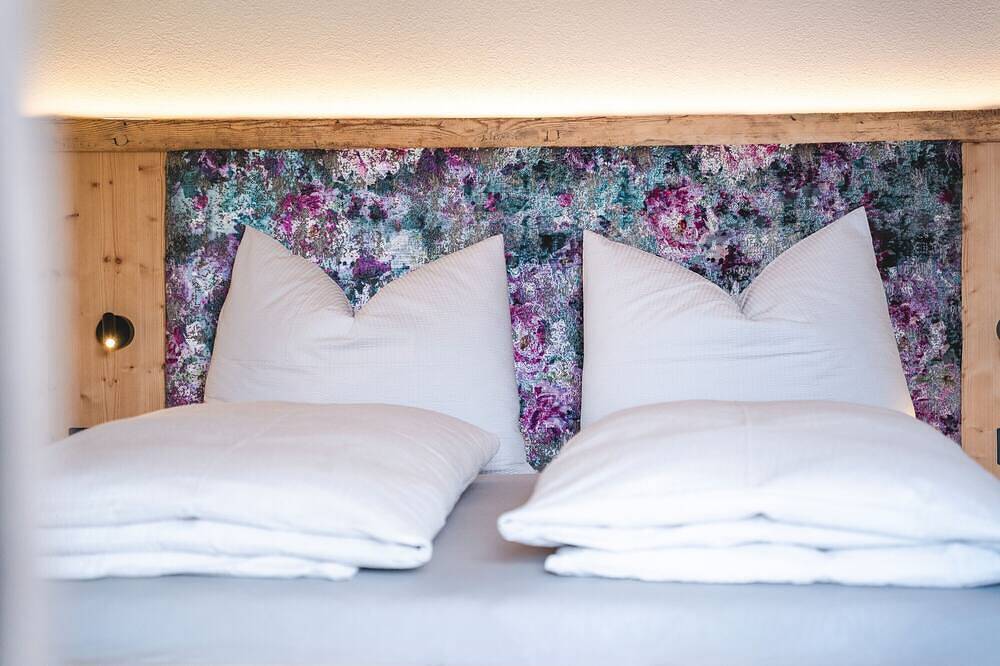 Apartamento entero, Apartamento 'Wiese' con vistas a la montaña, terraza privada y Wi-Fi in Sesto (Italia), Alto Adigio