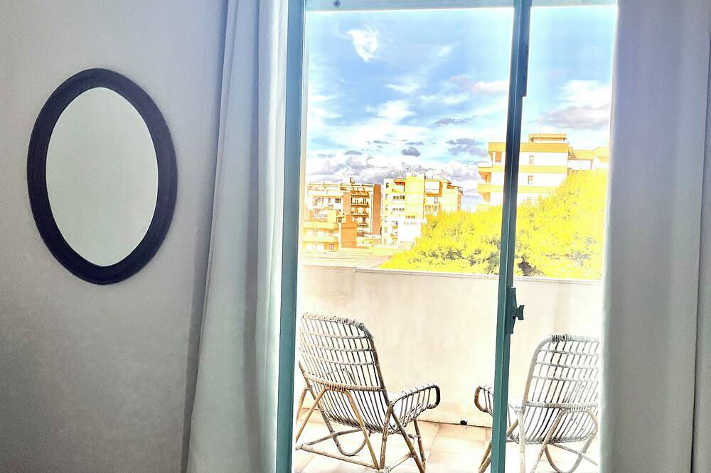 Cozy Suite by Airport & Hospital in Brindisi, Salento