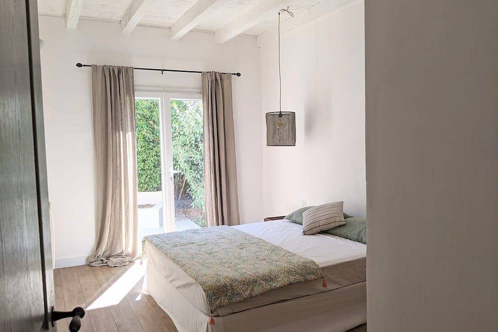 Renovated village house - Heated swimming pool - Beautiful view - Near Calvi in Zilia, Calvi region