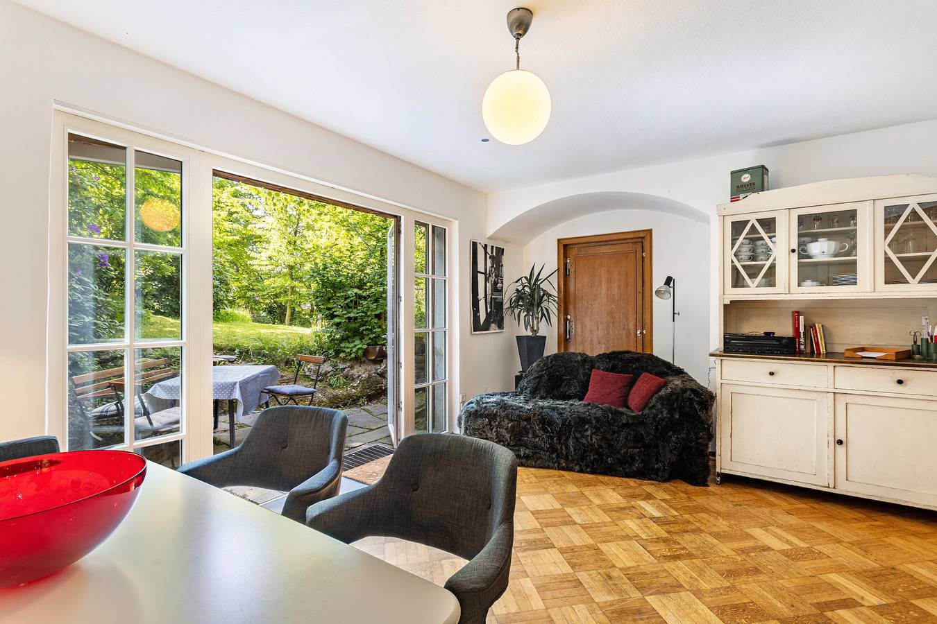 Ganze Wohnung, Ferienwohnung 'Anno 1960' mit Bergblick, privater Terrasse und Wi-Fi in Bestwig, Hochsauerlandkreis