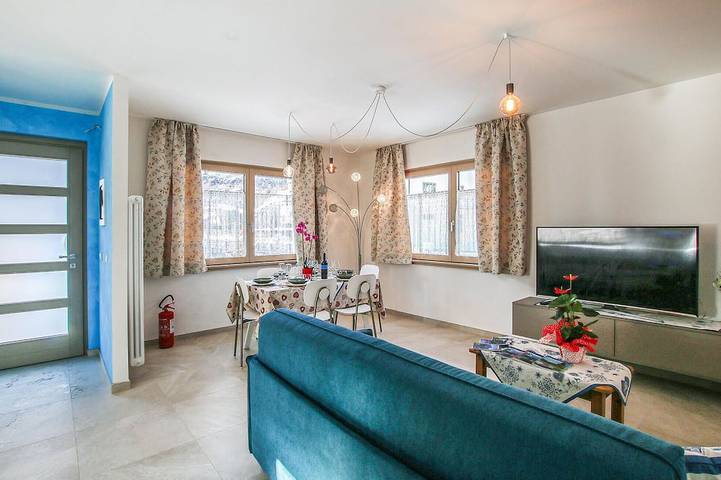 Gîte pour 6 personnes, avec jardin à Villa Santina