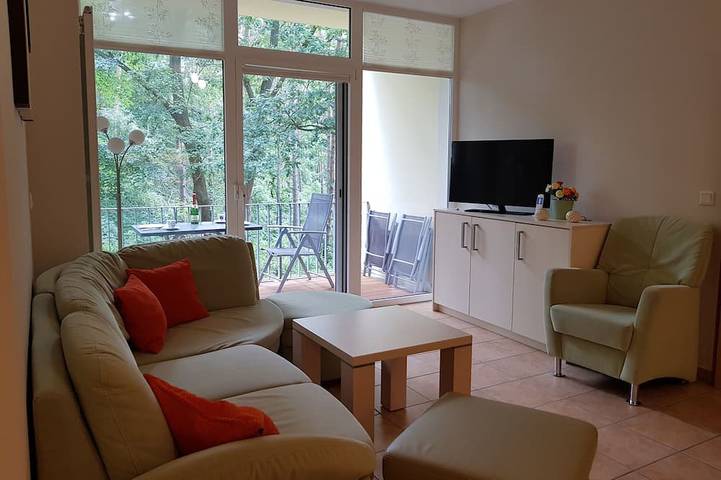 Appartement entier, Fantastique appartement de 3 pièces au calme près de la plage avec WiFi et piscine in Strand Zempin, Zempin