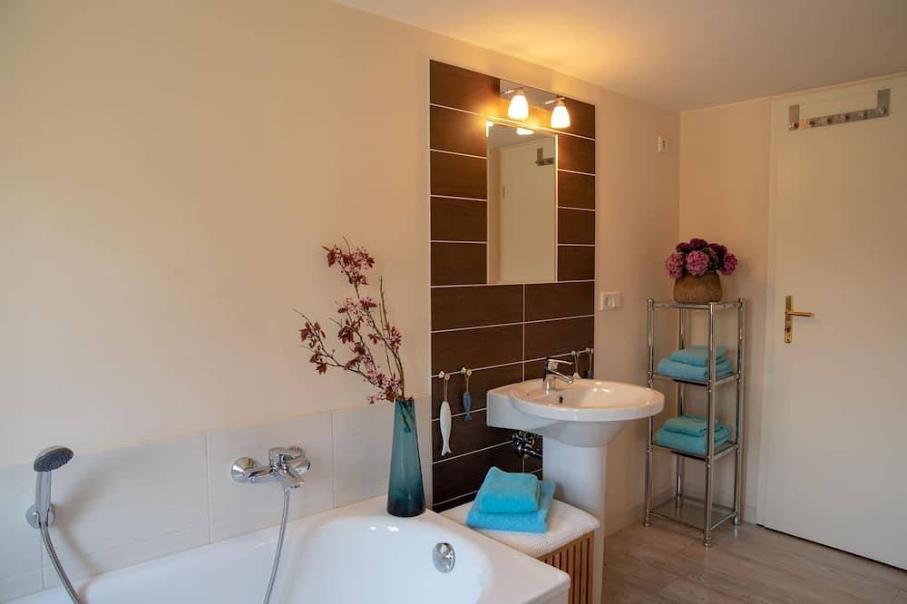 5 Sterne - Exklusives Friesenhaus  mit Meerblick,  Sauna, Wlan, rollstuhlgerecht in Schobüll, Nordseeküste
