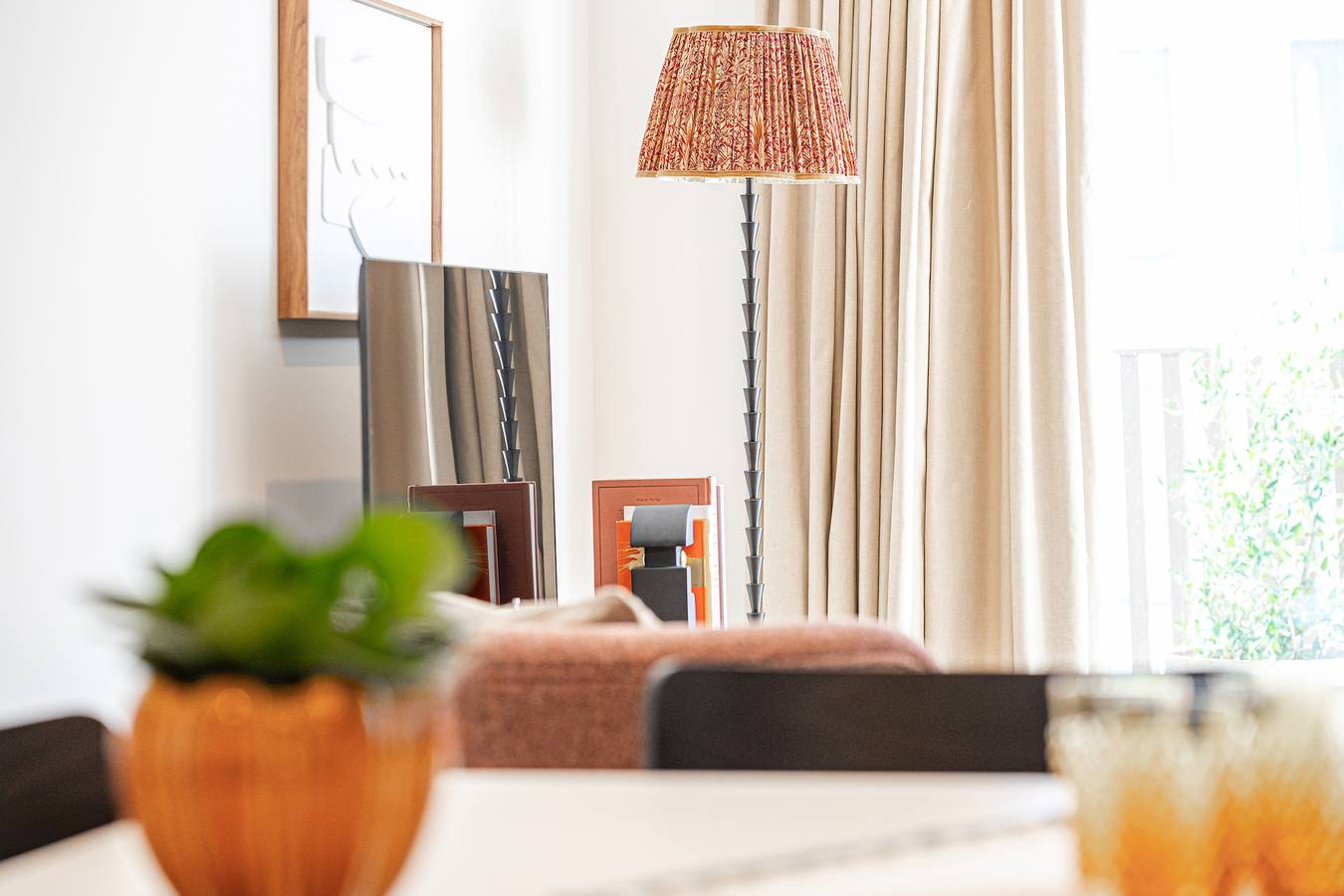 Cały apartament, Light and Space Retreat in Londyn, South East England