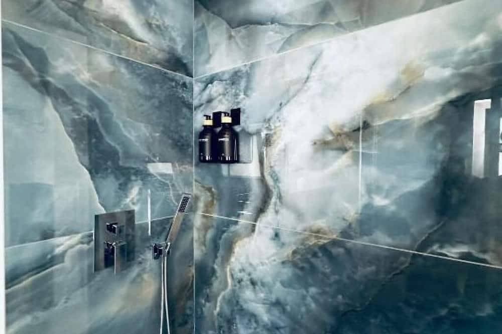 Appartamento intero, Luxury Apartment Collection Sea Suite - Private Jacuzzi in Passoscuro, Provincia di Roma