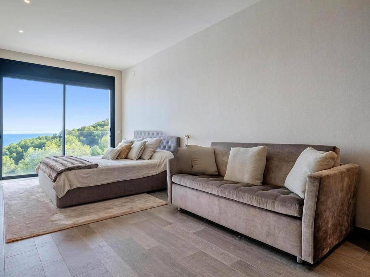 Villa with Private Pool in La Móra, Tarragona
