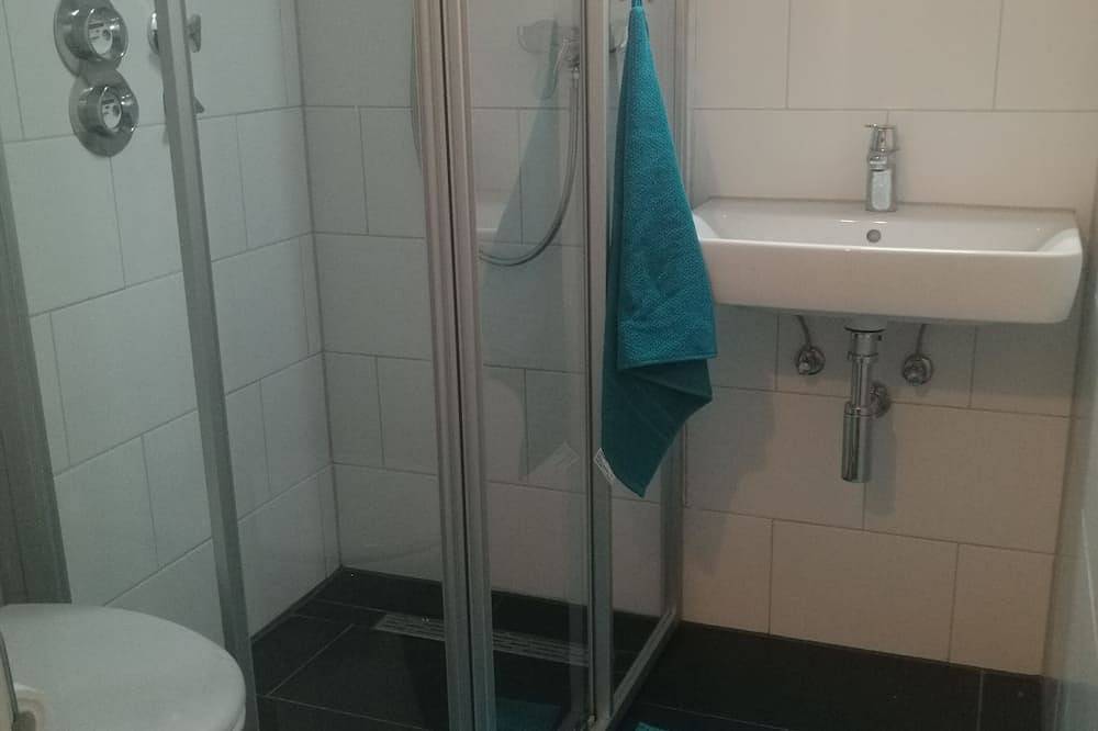 Ganze Wohnung, Zentrales und ruhig gelegenes Appartement mit Balkon in Stuttgart, Stuttgart Region