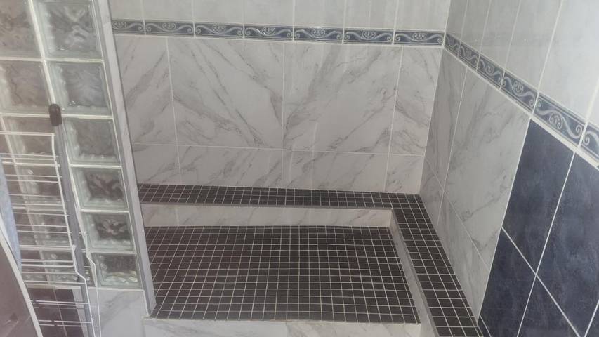 Gîte pour 5 personnes, avec vue et terrasse, animaux acceptés à Chenôve - 4