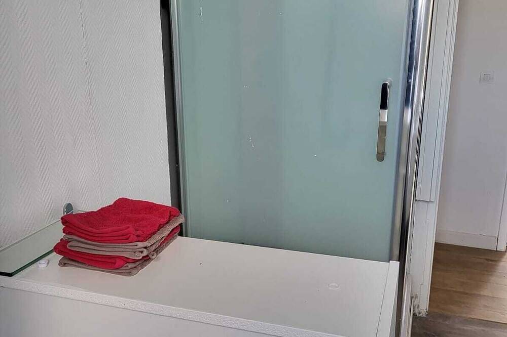 Appartement entier, Grand appartement 1er étage in Saint-Pol-de-Léon, Ceinture Dorée