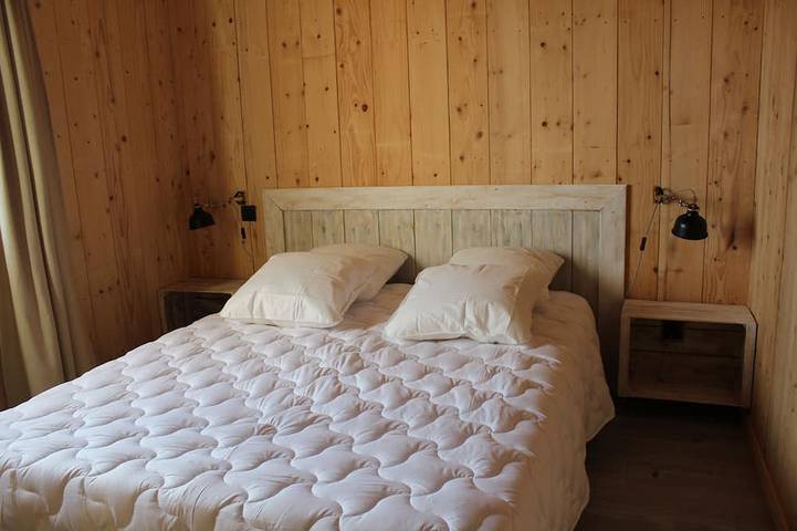 Chalet \"Le Pradou\" Neubau, kostenloses Wlan, Heizung inklusive in Murol, Regionaler Naturpark Volcans d'Auvergne
