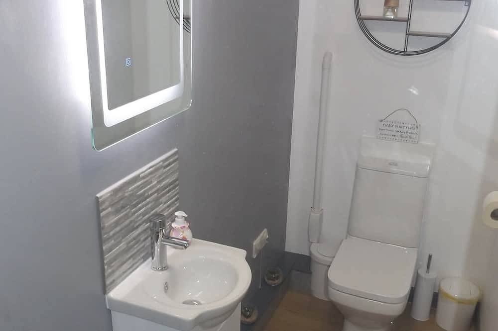 Entire apartment, Ideal studio base for groups or families exploring or golfing within the area in Nairn, Highlands