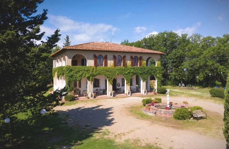 Location de vacances pour 14 personnes, avec jardin et terrasse à Montespertoli - 4