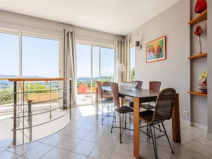 Gîte pour 10 personnes, avec jardin et piscine, adapté aux familles à Rochefort-du-Gard - 4