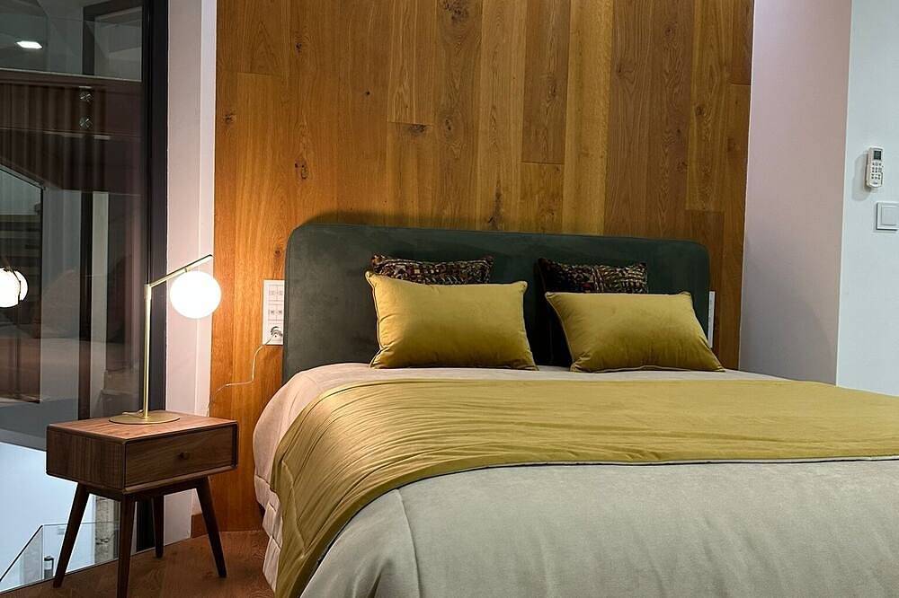 Delightful 4-bedroom estate with Ac in Varzea de Abrunhais in Lamego, Douro-Tal