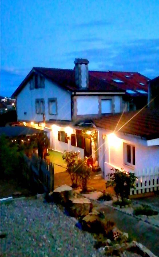 Holiday rental for 8 people, with Balcony and Terrace as well as Garden and View in Santander