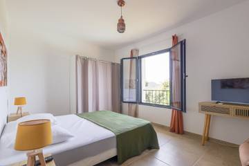 Villa for 10 Guests in Belgodère, Haute-Corse, Picture 3