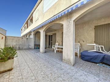 Gîte pour 4 personnes, avec terrasse dans Office De Tourisme Des Saintes Maries De La Mer