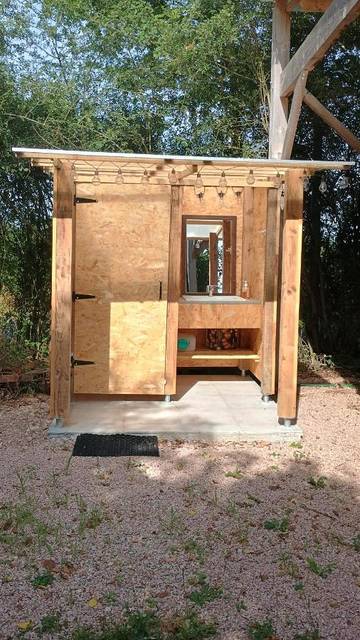 Location de vacances pour 4 personnes, avec jardin, animaux acceptés à Saligny-sur-Roudon