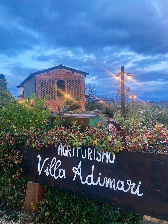 Agriturismo per 2 persone, con Terrazza e Giardino nonché Piscina e Panorama a Cerreto Guidi