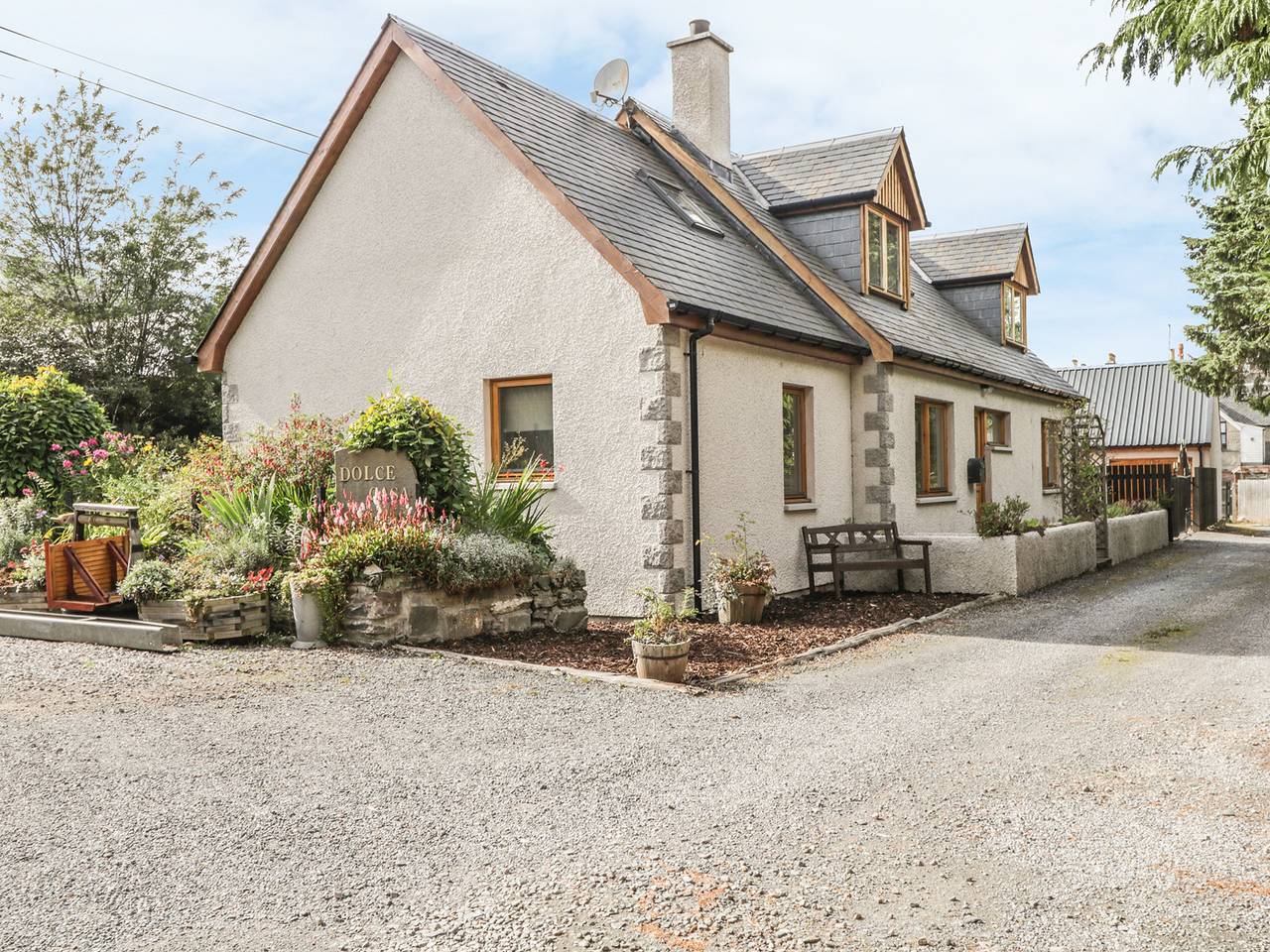 Log Cabin for 8 People in Grantown-on-Spey, Highlands