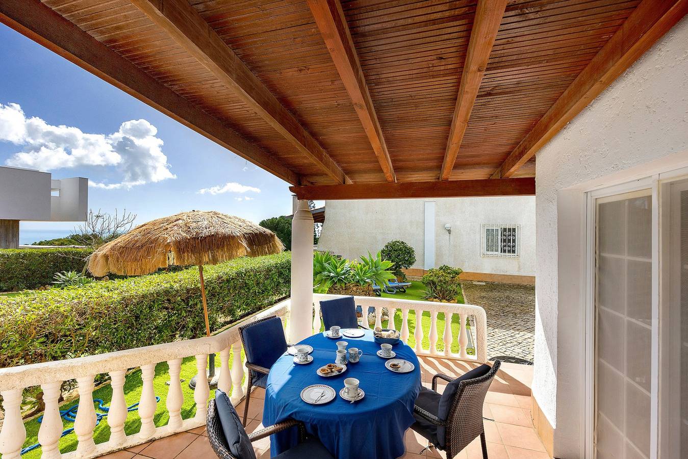 Villa 'Casa Romana' with Sea View, Shared Pool and Wi-Fi in Luz, Faro District