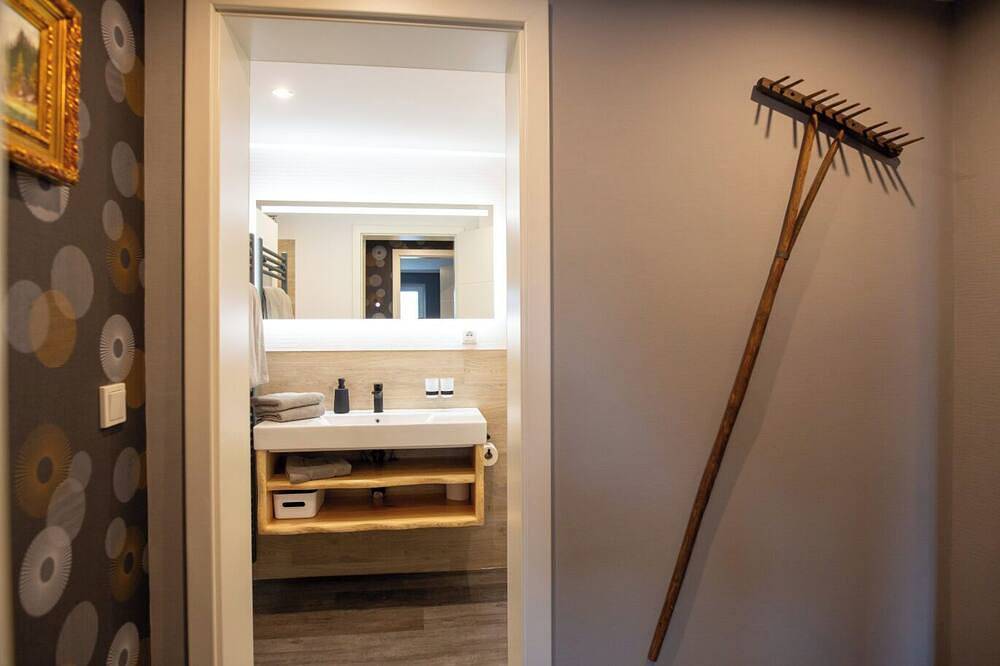 Ganze Wohnung, Gemütliche Ferienwohnung in ruhiger Lage. Geeignet für 2-4 Personen. in Rübeland, Harzvorland