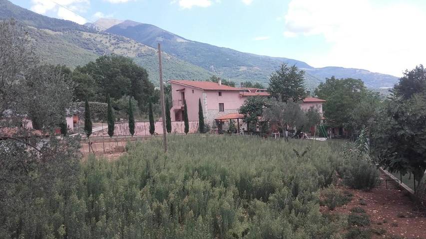 Hotel per 6 persone, con Terrazza e Giardino in Provincia di Frosinone