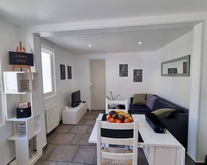 Location de vacances pour 3 personnes, avec jardin et terrasse à Caen - 2