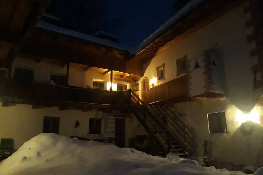 Ganze Wohnung, Fewo Prantschur - Ruhiger und traumhafter Familienurlaub mit \"Dolomiten\" Blick in Sankt Peter Tal, Lajen