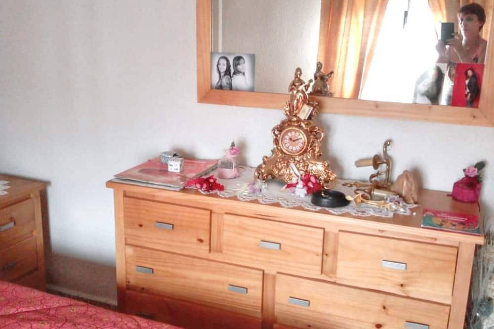 Entire apartment, Homerez - Spacious Apartment in Zamora Centre with Terrace in Zamora, Zamora Province