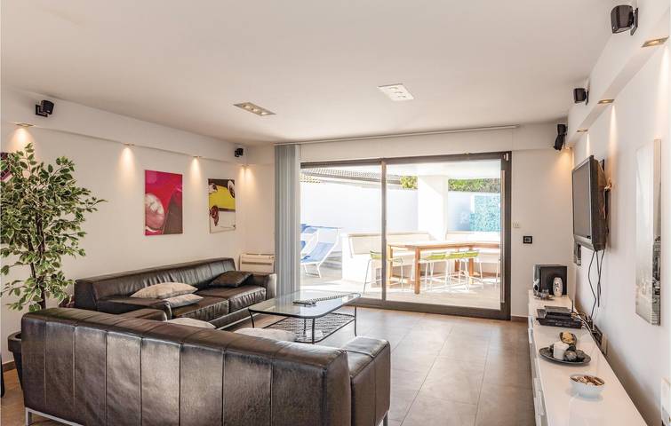 Ferienhaus für 6 Personen, mit Terrasse und Garten sowie Pool in Sant Pere Pescador - 4