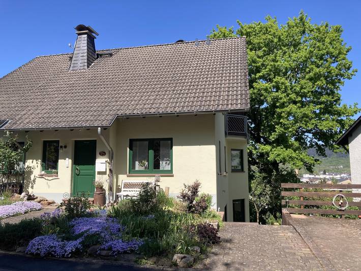 Ferienwohnung für 4 Personen, mit Balkon in Konz