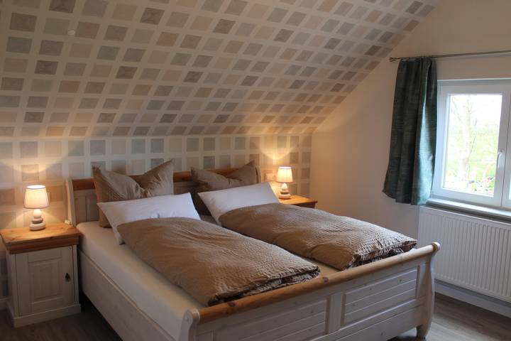 Ferienwohnung für 2 Personen, mit Terrasse und Garten, kinderfreundlich in Welt - 3