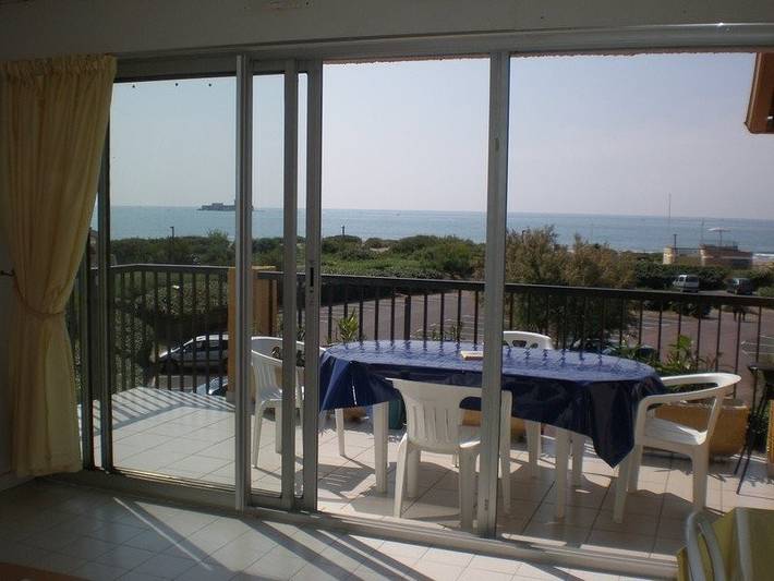 Appartement de vacances pour 6 personnes, avec terrasse et piscine, animaux acceptés