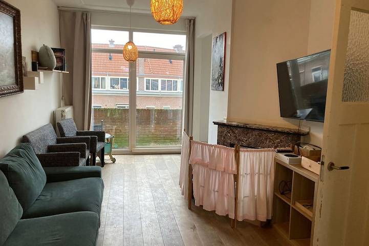 Vacation rental for 8 people, with pets in Scheveningen